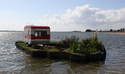 floating-campground